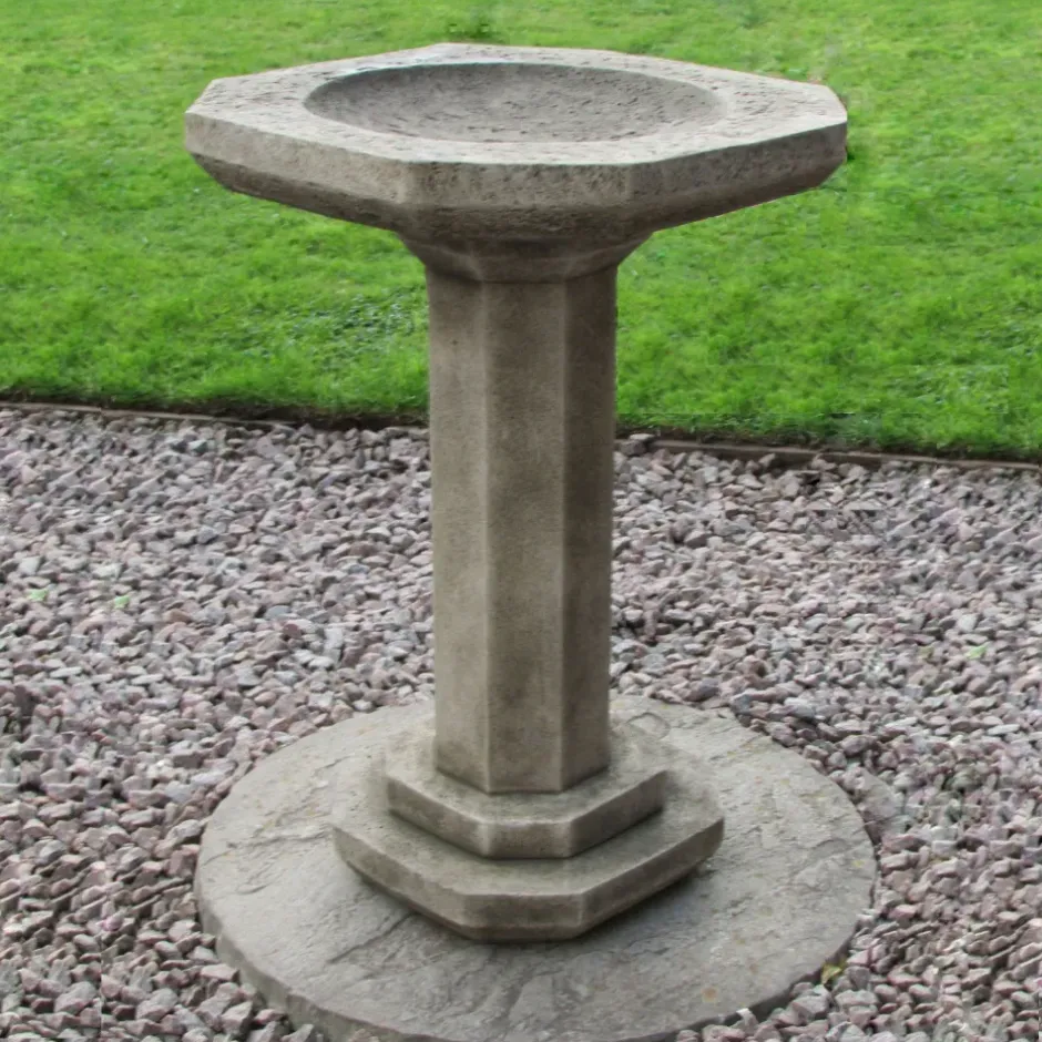 Statues & Sculptures Bird Baths^Balmoral Stone Garden Bird Bath
