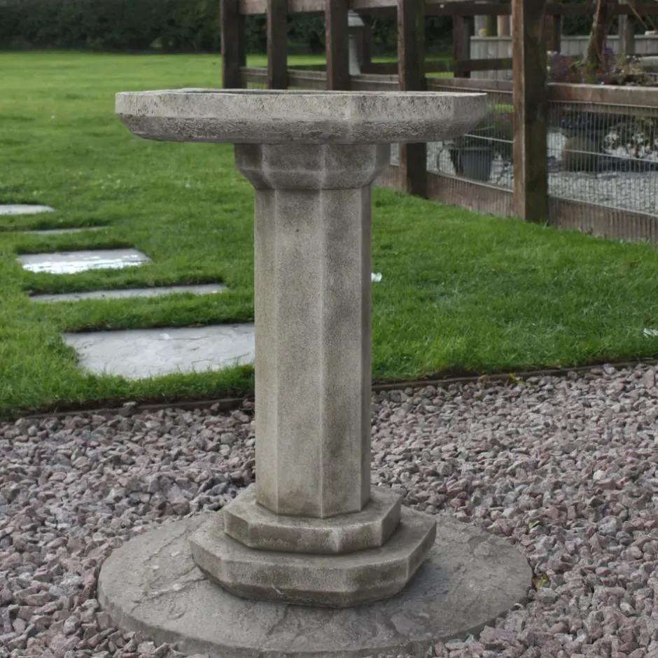 Statues & Sculptures Bird Baths^Balmoral Stone Garden Bird Bath