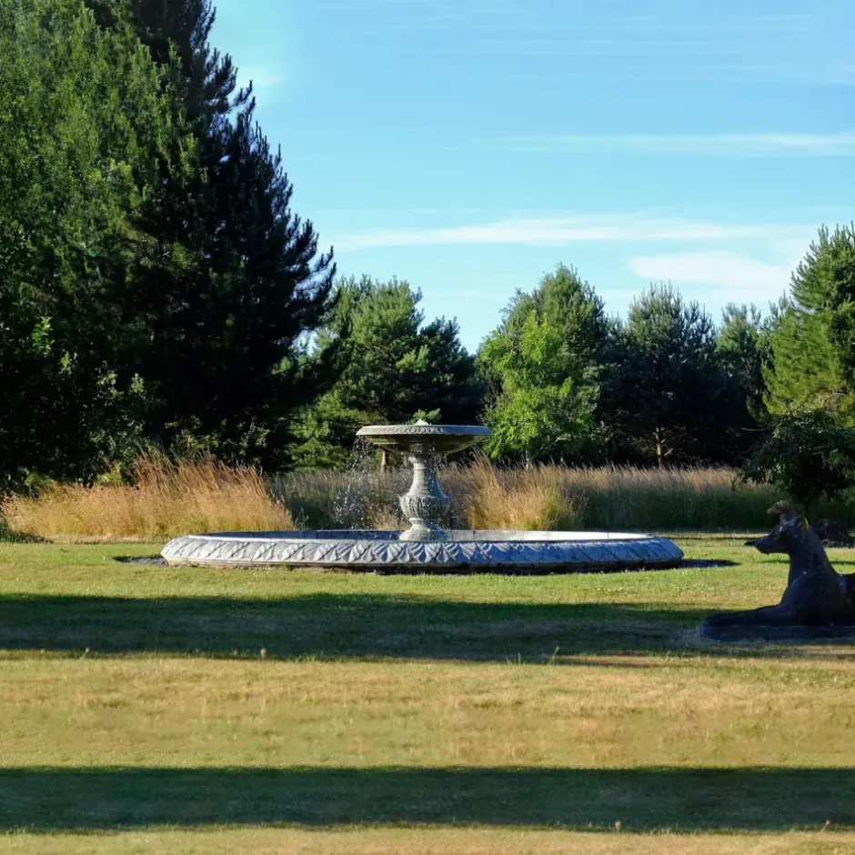 Statues & Sculptures Water Features^Grand Single Tier 4m Emerald Marble Stone Water Fountain Feature
