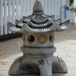 Statues & Sculptures Pagodas^Triple Top Japanese Pagoda Stone Garden Ornament